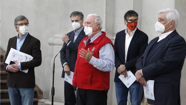 Alcaldes apuntan a la cautela tras anuncio de desconfinamiento