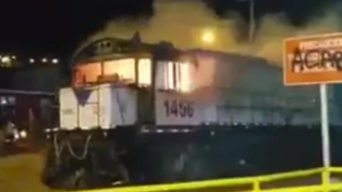 Formalizan a dos menores por su presunta autoría en ataque incendiario a tren en Antofagasta