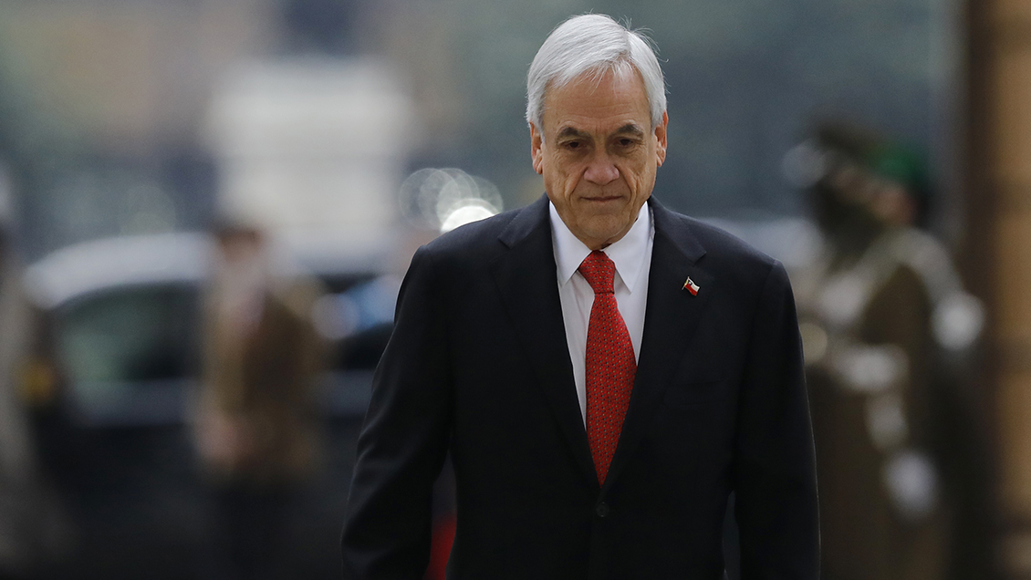 Presidente Piñera citó a todos sus ministros a La Moneda