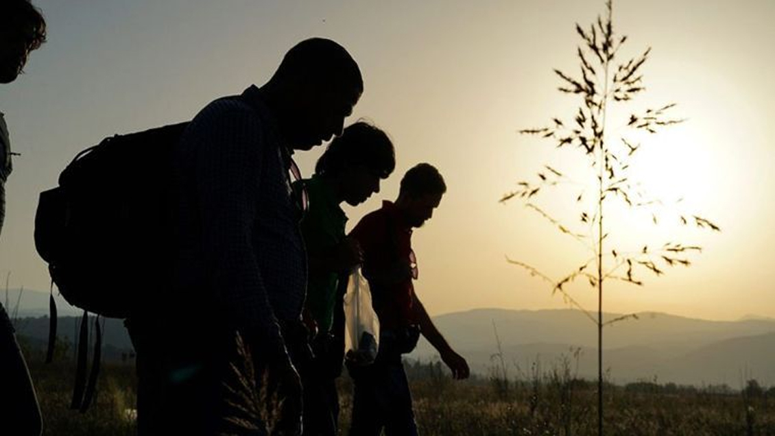Italia enviará militares a Sicilia tras fugas de migrantes en cuarentena