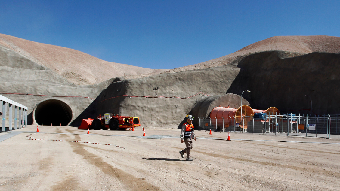 Gobierno da un portazo a la idea de privatizar Codelco