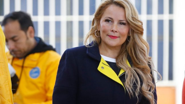 Cathy Barriga pidió la retención del 10% al padre de su hijo: 