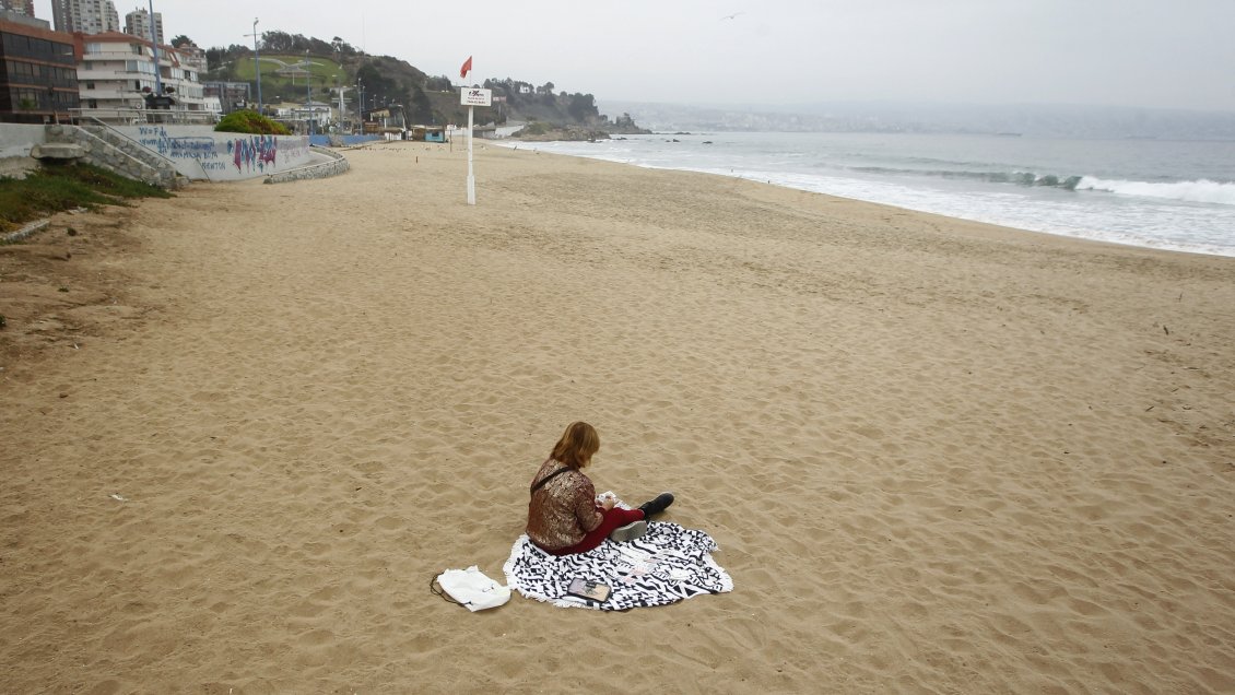 Desempleo en el sector alojamiento y gastronomía bordea el 50%