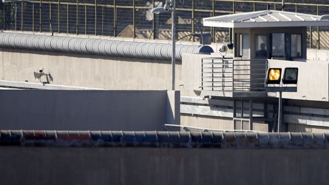 Presidente indultó a dos violadores de derechos humanos presos en Punta Peuco