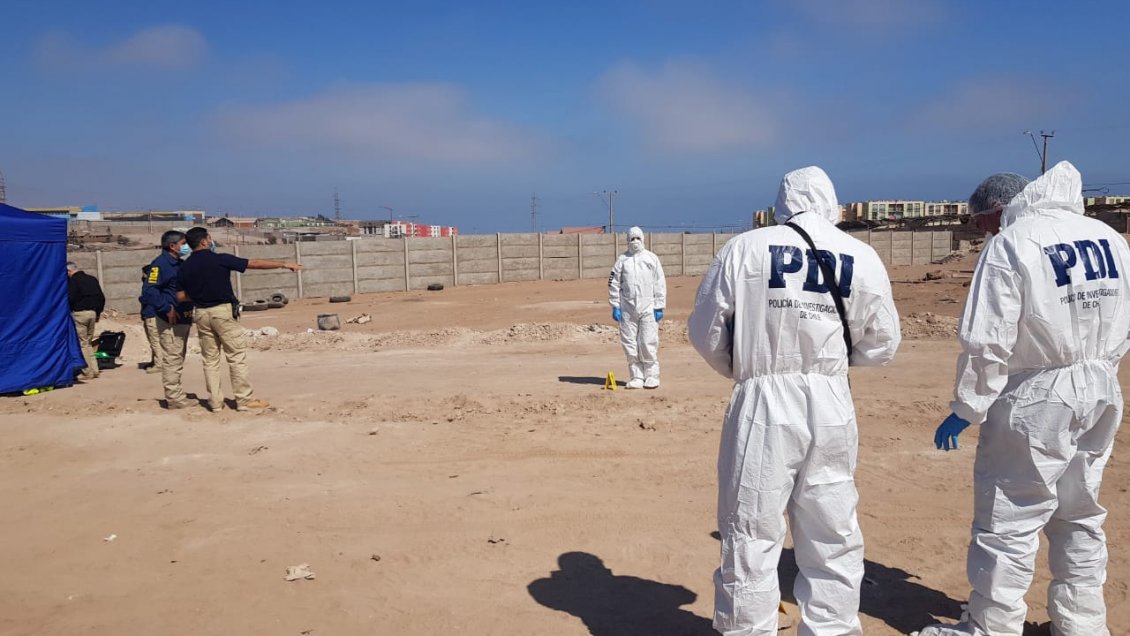 Hombre fue hallado sin vida en sitio eriazo de Alto Hospicio