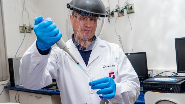 Técnica para detectar Covid-19 sin PCR espera aprobación del ISP para aplicarse en Chile