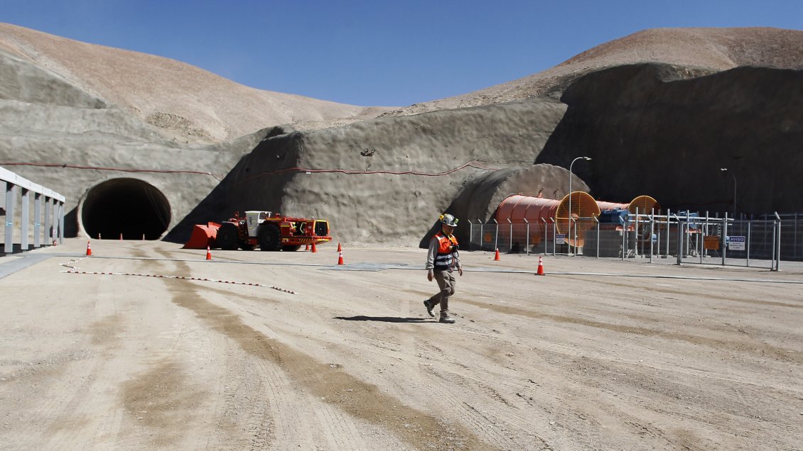 Actividad económica cayó 12,4% en junio, menos que en los peores pronósticos