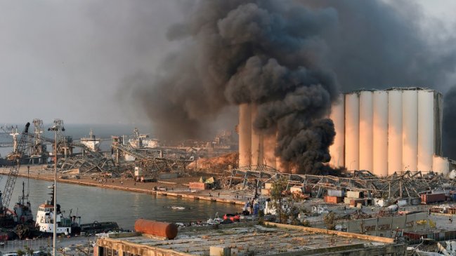 Primer ministro libanés promete castigar a los responsables de la explosión en Beirut