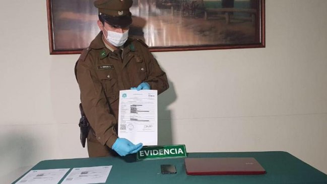 Detienen a sospechoso de vender medio millar de salvoconductos y permisos únicos colectivos en Antofagasta