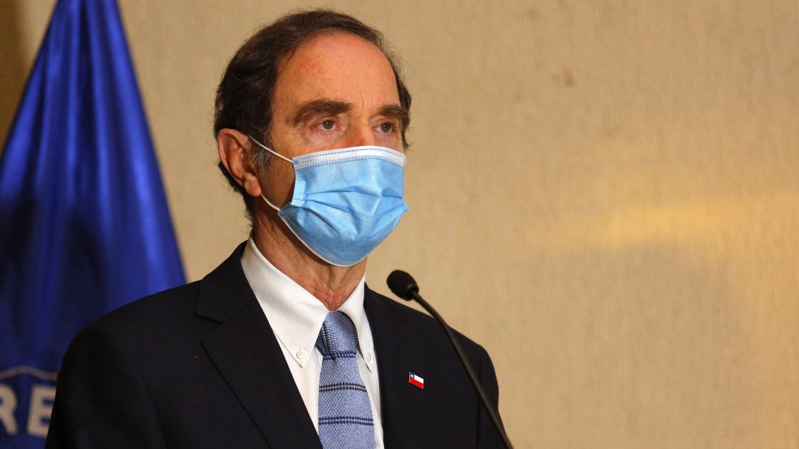 Larraín: Devolución de tierras a pueblos originarios escapa de nuestras posibilidades