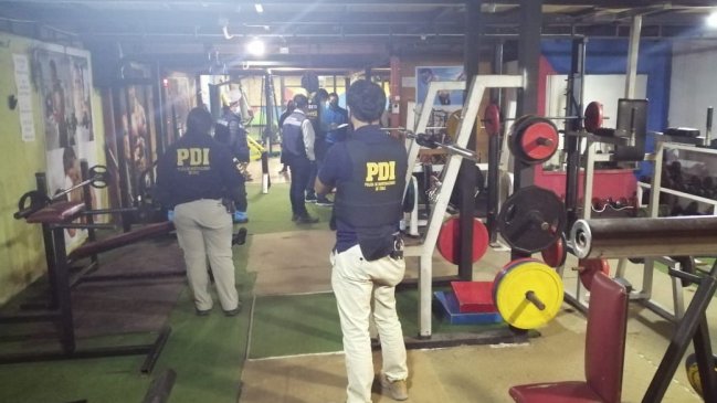Descubren gimnasio que funcionaba de forma clandestina pese a Covid-19