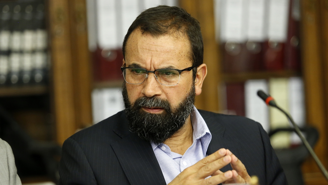 Chile Vamos apoya denuncia contra Hugo Gutiérrez en la Comisión de Ética