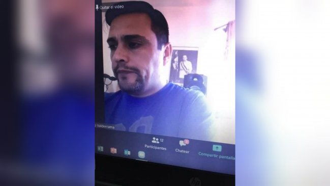Fue removido funcionario de Salud de Viña del Mar que apareció con una foto de Pinochet en sesión de Zoom