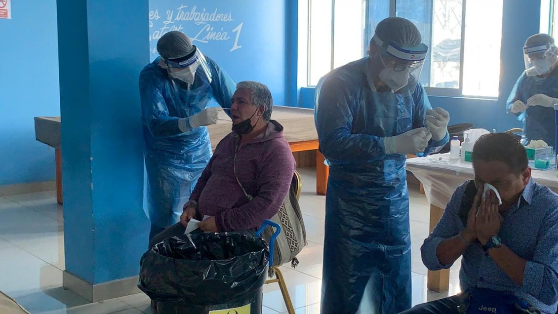 150 exámenes PCR se tomaron en terminal de microbuses de Alto Hospicio