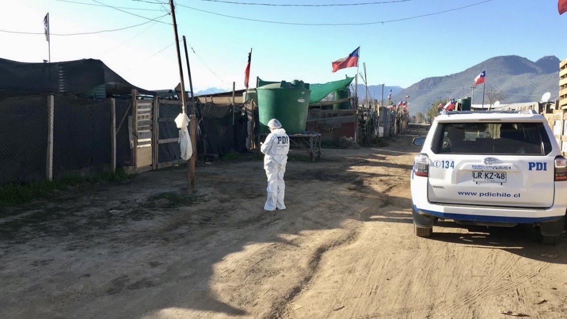 PDI indaga homicidio frustrado en contra de tres hombres al interior de campamento en Rancagua