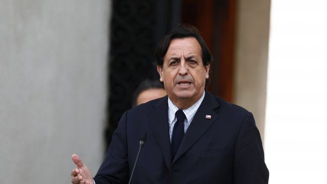 Ministro de Interior defendió que gabinete exprese sus posturas frente al Plebiscito