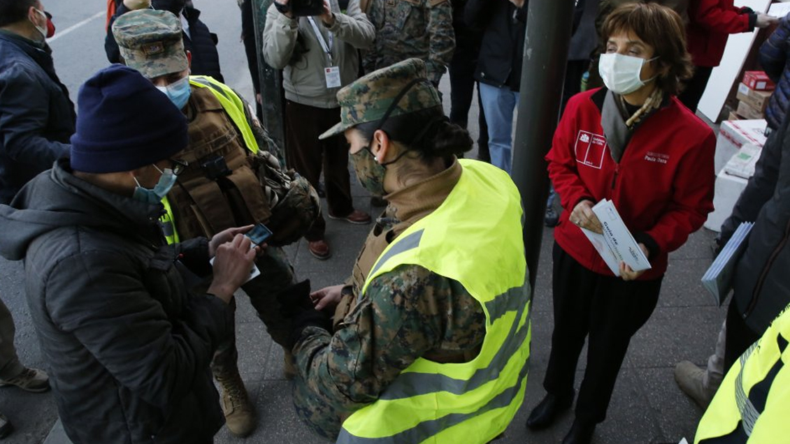 Espacio Público y el Covid-19 en Chile: El Gobierno está jugando a la ruleta rusa