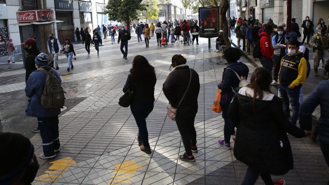 Experto: Si se abre el comercio, es evidente el riesgo de aumento de la tasa de contactos