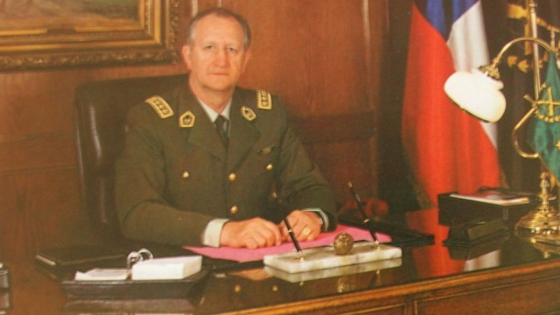 Carabineros bautizó academia con el nombre de Rodolfo Stange, un miembro de la Junta Militar