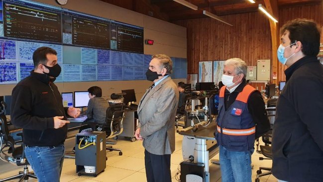 Pese a restricción turistas siguen subiendo al Volcán Villarrica