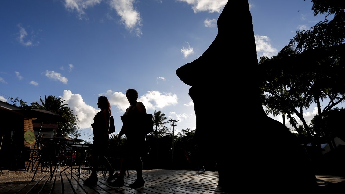 Investigan presunto robo de restos arqueológicos en Rapa Nui