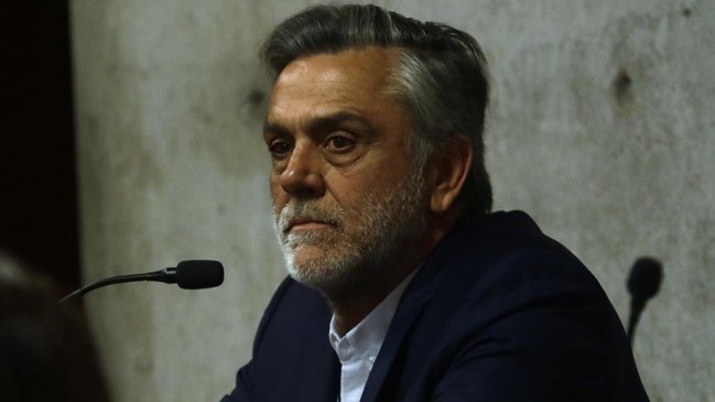 Longueira quiere convencer al Rechazo para que no haya derrotados en el plebiscito