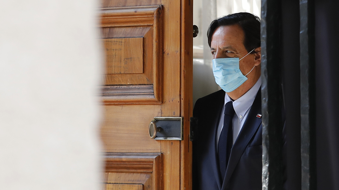 Ultimátum DC al ministro Pérez: Si no resuelve paro de camioneros en 24 horas, lo acusará constitucionalmente