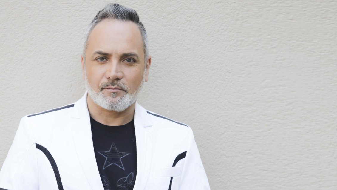 Luis Jara anuncia show virtual el mismo día de 