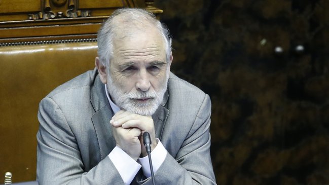 Senador Montes y paro de camioneros: Al Gobierno se le está escapando de las manos