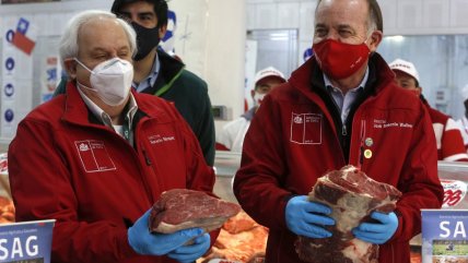  Ministro Walker inició la fiscalización de carnes de cara a las Fiestas Patrias  