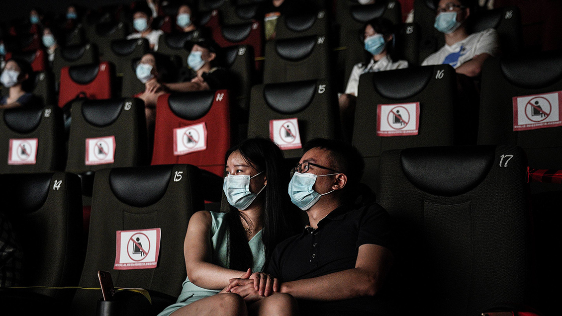 Ingresos a nivel mundial del cine caen un 65,5 por ciento debido al coronavirus