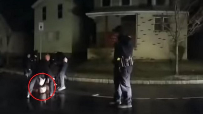 Publican video de hombre negro que murió tras ser encapuchado y asfixiado por la policía en EEUU