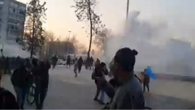 Tercer viernes consecutivo con manifestaciones e incidentes en Plaza Italia dejó 28 detenidos