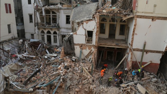  Rescatistas chilenos en Beirut: Técnicamente no hay ninguna señal de vida en edificio  