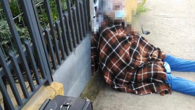 Municipio llevará a la justicia a mujer que echó a la calle a su madre en plena cuarentena en Linares