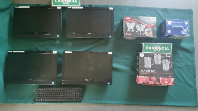 Tres sujetos son acusados de robar artículos electrónicos de colegio en Requínoa