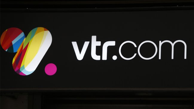 VTR dice ser víctima de un 