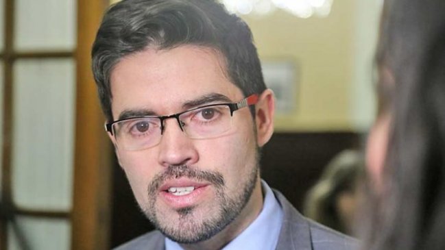 Punta Arenas: Jefe de Educación Municipal sufrió infarto cerebro vascular y se encuentra grave