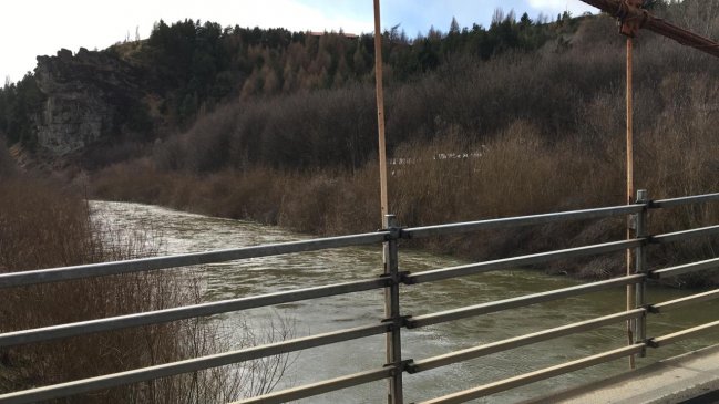 Falla estructural motivó suspensión del tránsito en puente Piedra del Indio en Coyhaique