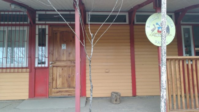 Defensoría de la Niñez pide resguardar a menores que acusan malos tratos de profesora en Biobío