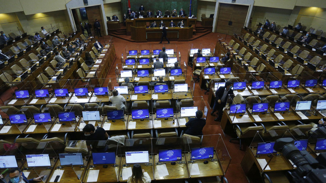 Cámara Baja aprobó la acusación constitucional contra jueza Donoso