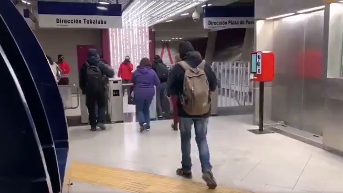 Metro reabrió tres estaciones que llevaban 11 meses cerradas