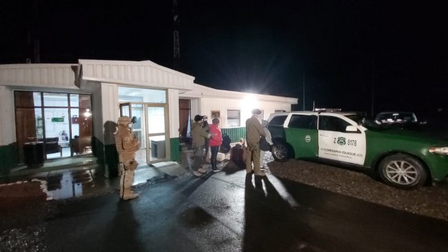 Ocho detenidos en toque de queda y sin salvoconducto en Salar del Huasco