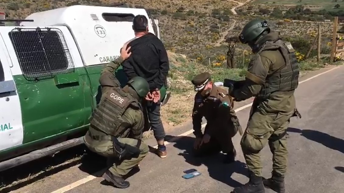 Carabineros que terminaban turno frustraron robo de camión en Ovalle