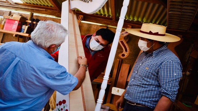 Emprendedores maulinos lucen productos tradicionales a través de Internet