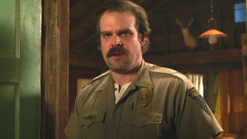 David Harbour comparó a Hopper con Gandalf de cara la cuarta temporada de 