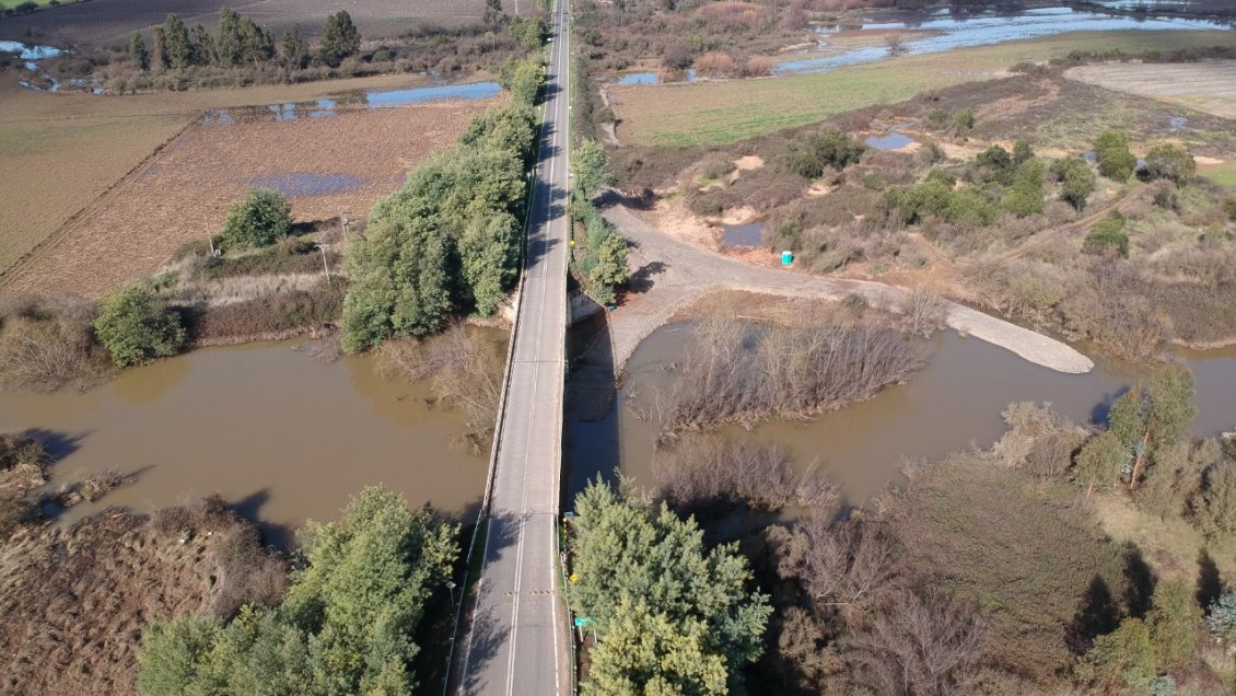 Alcaldes piden transparencia al MOP: Contraloría detecta que proyectos de reparación de puentes se anotan en 