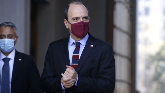 Ministro Monckeberg por acusación contra Mañalich: Errores pudo haber, pero se actuó de buena fe