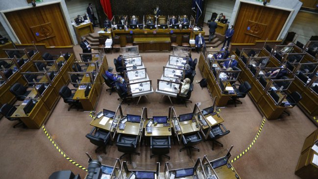 Senado analiza la acusación constitucional contra jueza Donoso