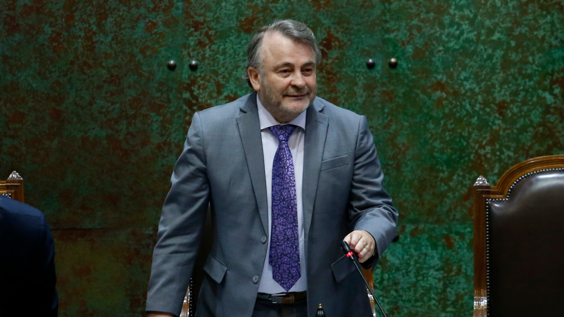 Auth tras confesar ilegalidad: 